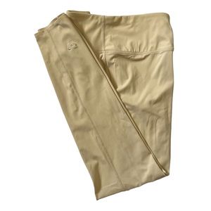 Kelia Moniz Roxy leggings